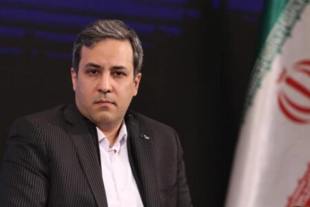 کاربران با اطلاع‌ و آموزش کافی وارد این حوزه شوند