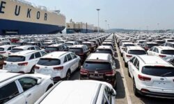 تصویب موضوع واردات خودرو در هیات دولت