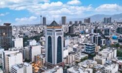 تقویت نقش بانک توسعه صادرات ایران در حمایت از بخش‌های مولد اقتصاد کشور
