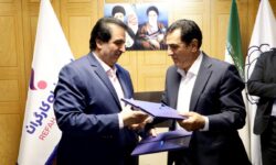 تفاهمنامه همکاری بانک رفاه کارگران و کانون عالی بازنشستگان و مستمریبگیران کشور امضا شد