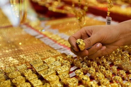 طلا به پایین‌ترین سطح قیمتی رسید/ قیمت حدید طلای جهانی امروز ۶ آبان‌ماه ۱۴۰۴