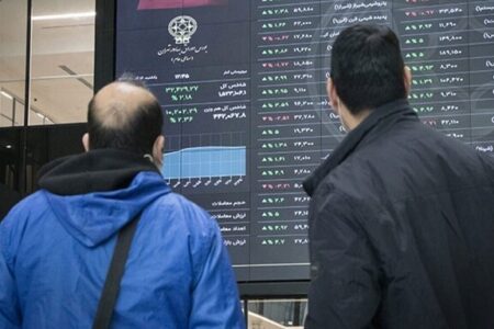 استقبال تالار شیشه ای از هفته جدید