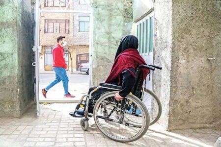 روایت متفاوت بهزیستی و معلولان از کمکهزینه لوازم بهداشتی / ملاک پرداخت کمکهزینه، کنترل ادرار است، نه شدت معلولیت